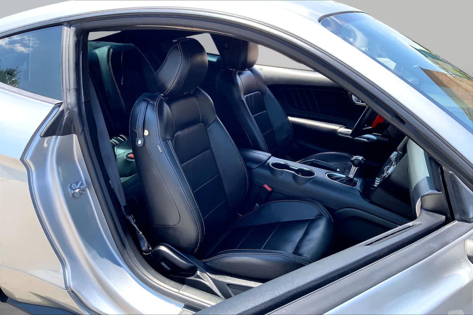 Used 2021 Iconic Silver Ford EcoBoost Premium image 7