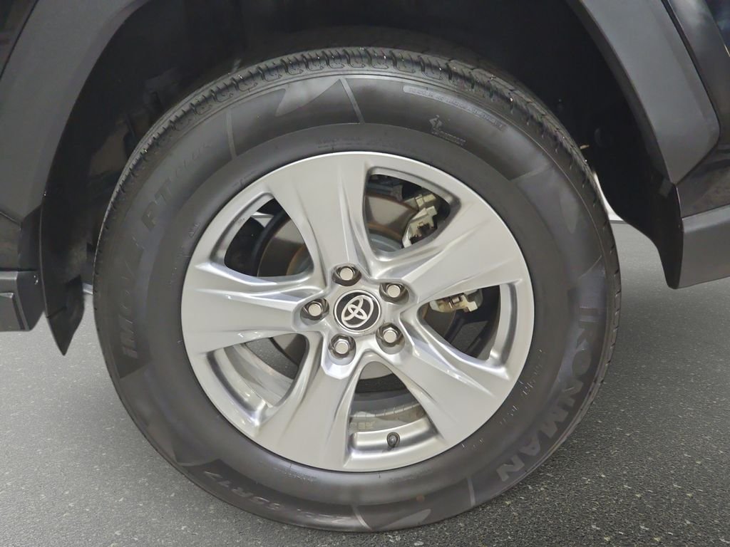Used 2025 Black Toyota XLE image 35