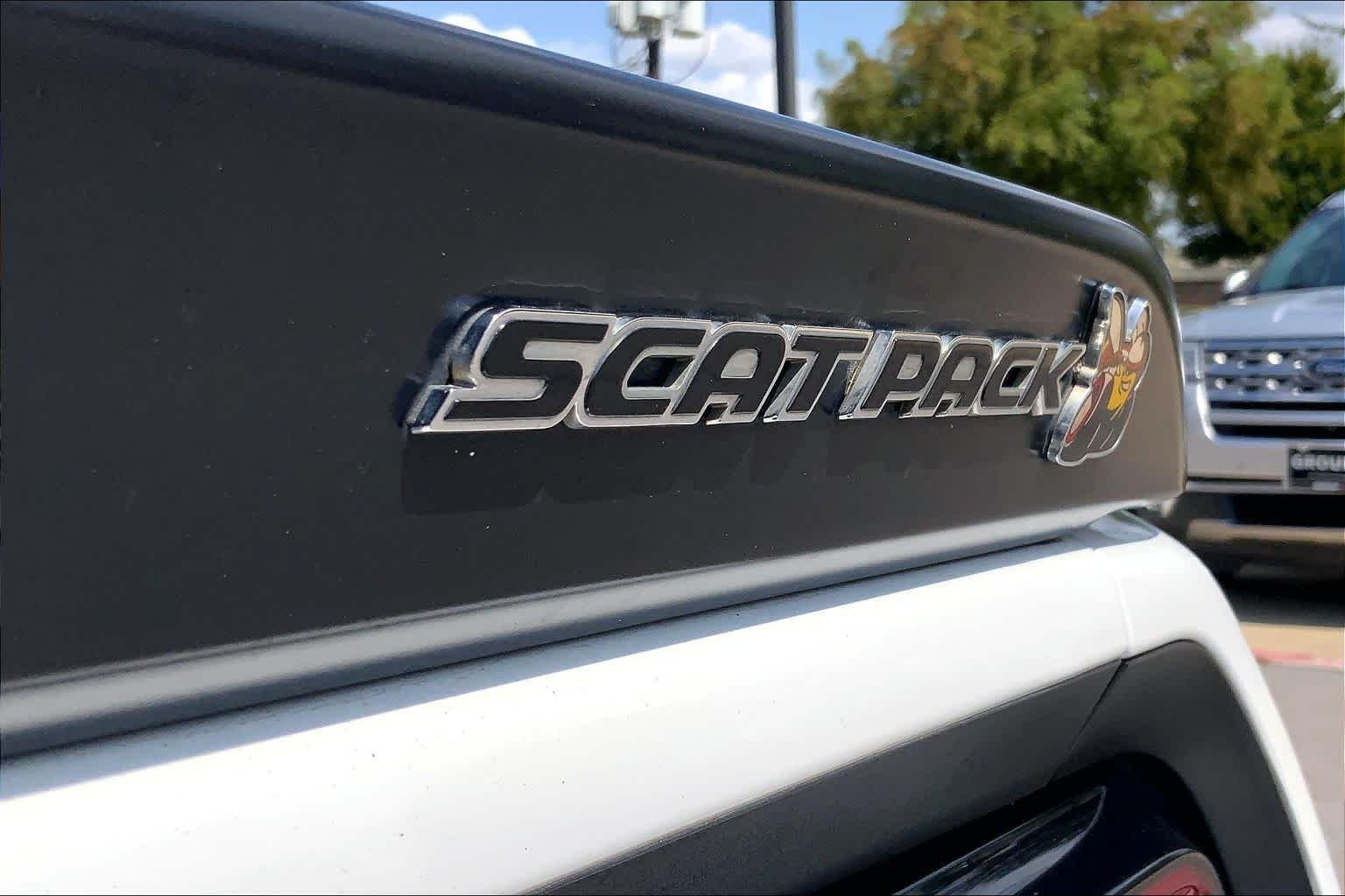 Used 2023 White Knuckle Clearcoat Dodge R/T Scat Pack image 10