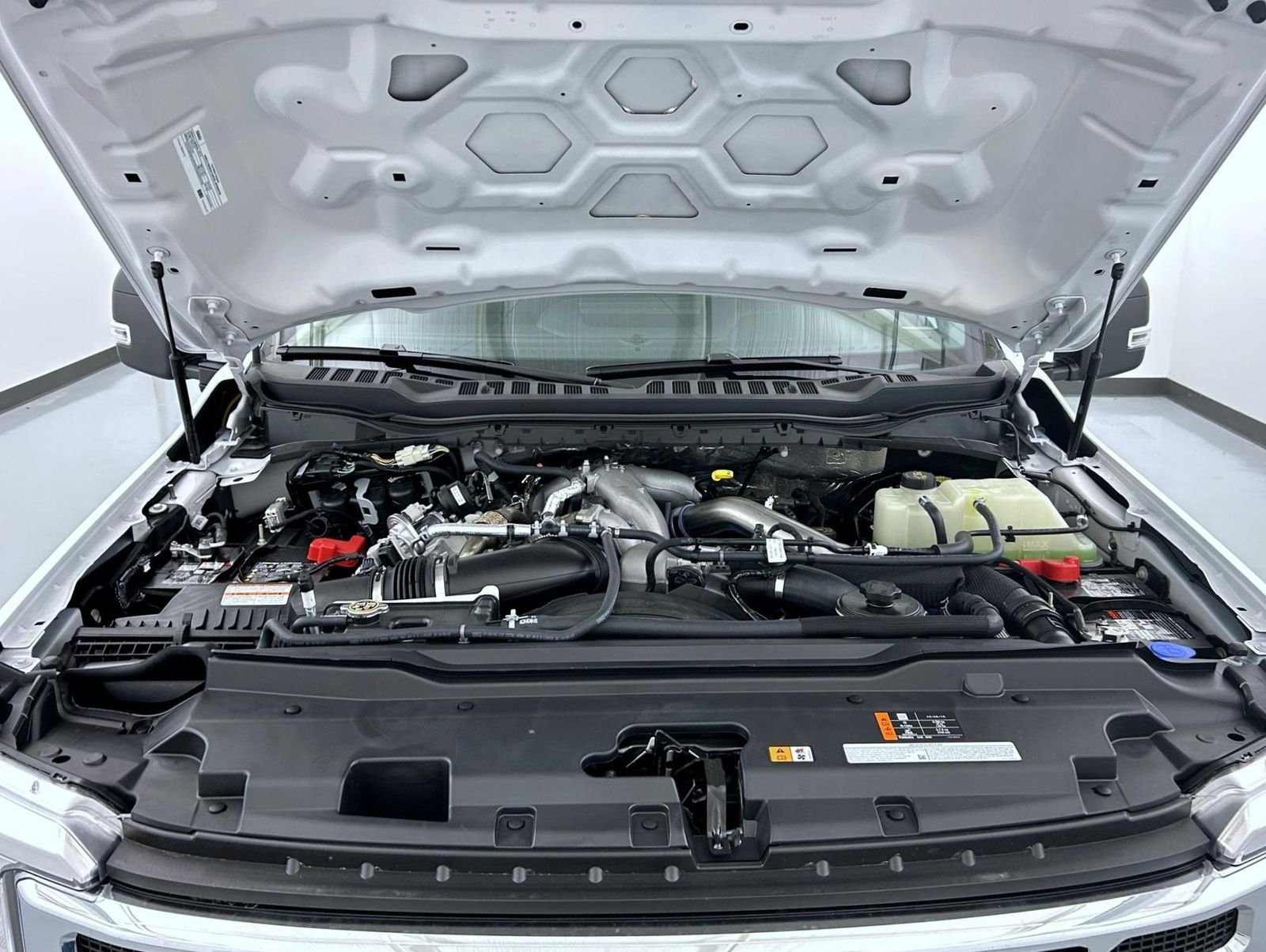 2026 Ford F-350 Super Duty XLT - Photo 24