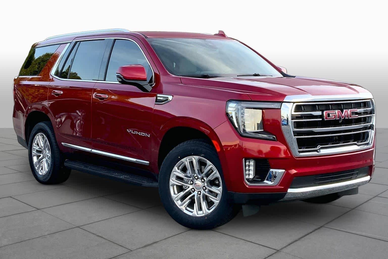Used 2022 Cayenne Red Tintcoat GMC SLT image 3
