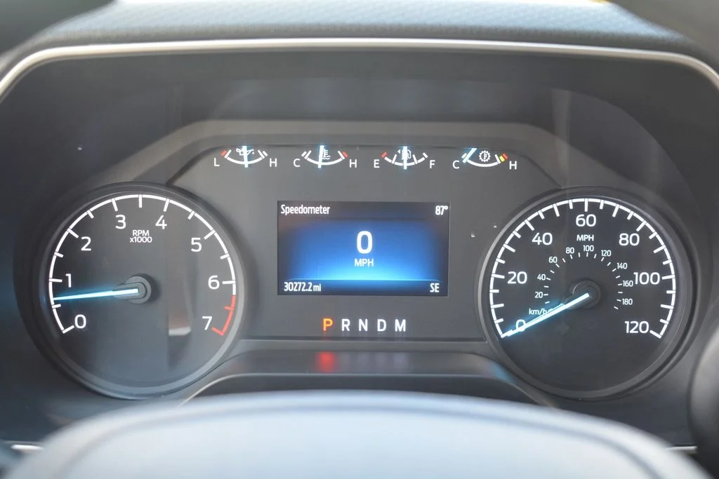Used 2022 Silver Ford XLT image 12