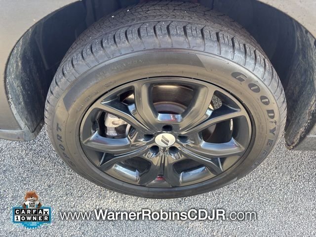 Used 2024  Dodge GT image 4