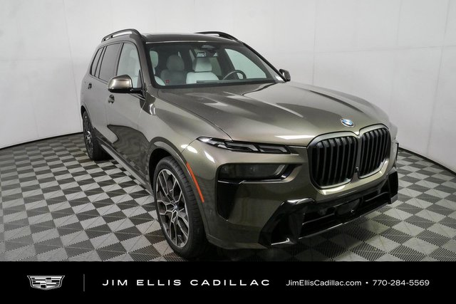 2025 BMW X7 xDrive40i