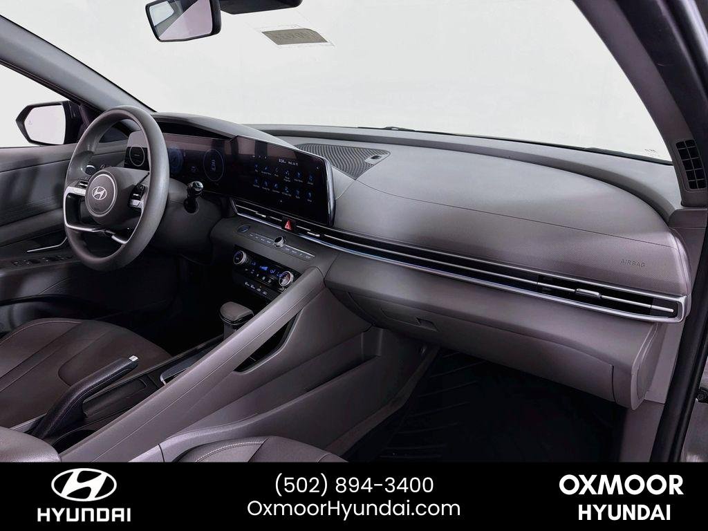 Used 2024 Amazon Gray Hyundai SEL image 27