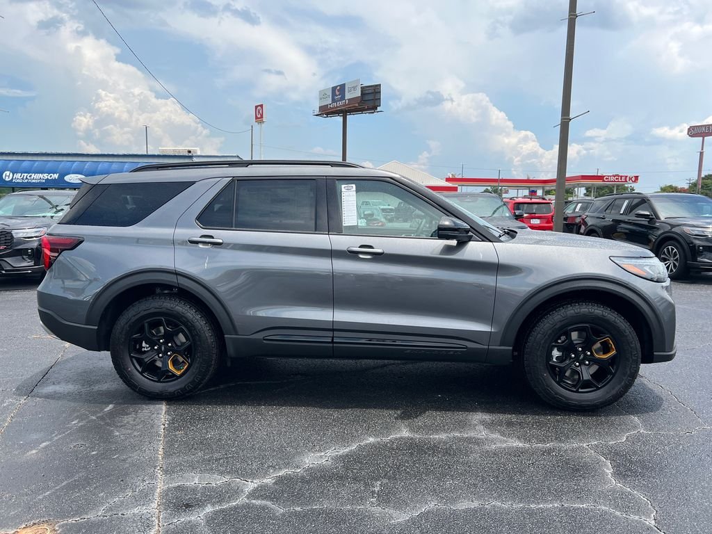 New 2026 Gray Ford Tremor image 8