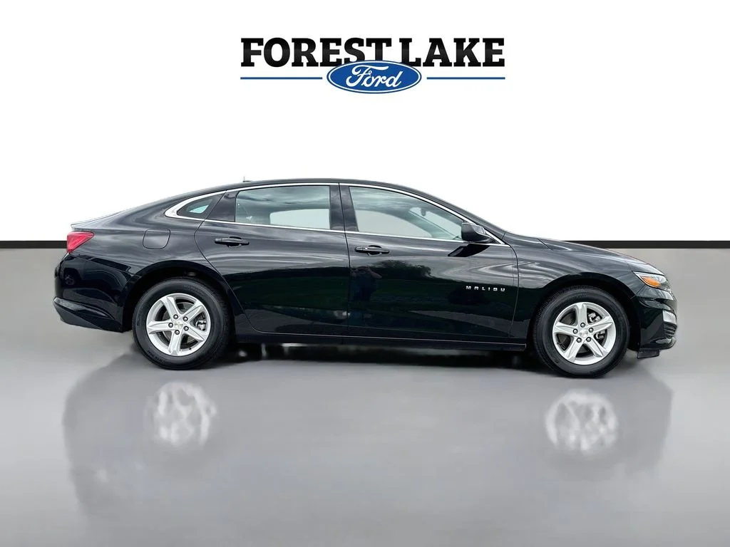 Certified Used 2024 Mosaic Black Metallic Chevrolet LT image 8