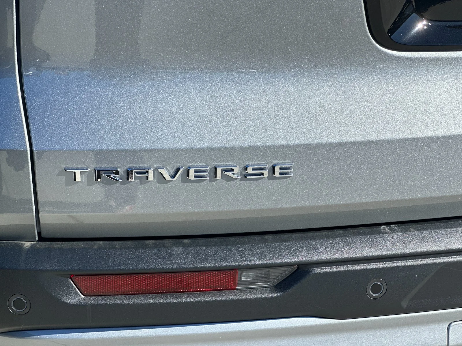 New 2027 Sterling Gray Metallic Chevrolet LT image 28