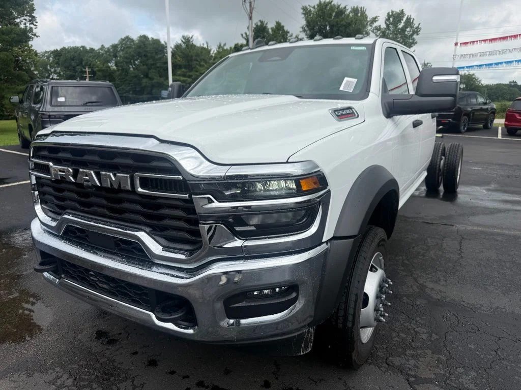 New 2026 Bright White Clearcoat RAM Tradesman image 8