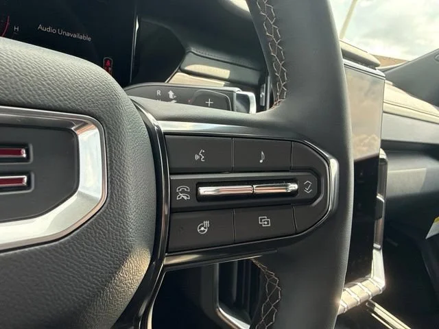 2026 GMC Acadia AT4 - Photo 25