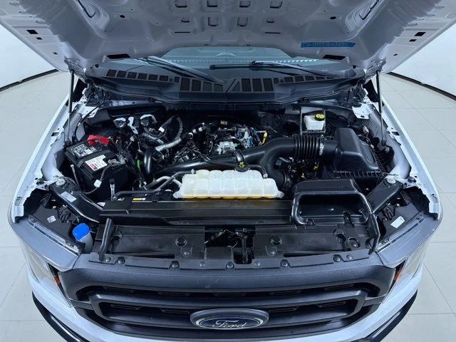 Used 2023 OXFORD WHITE Ford XL SuperCrew image 12