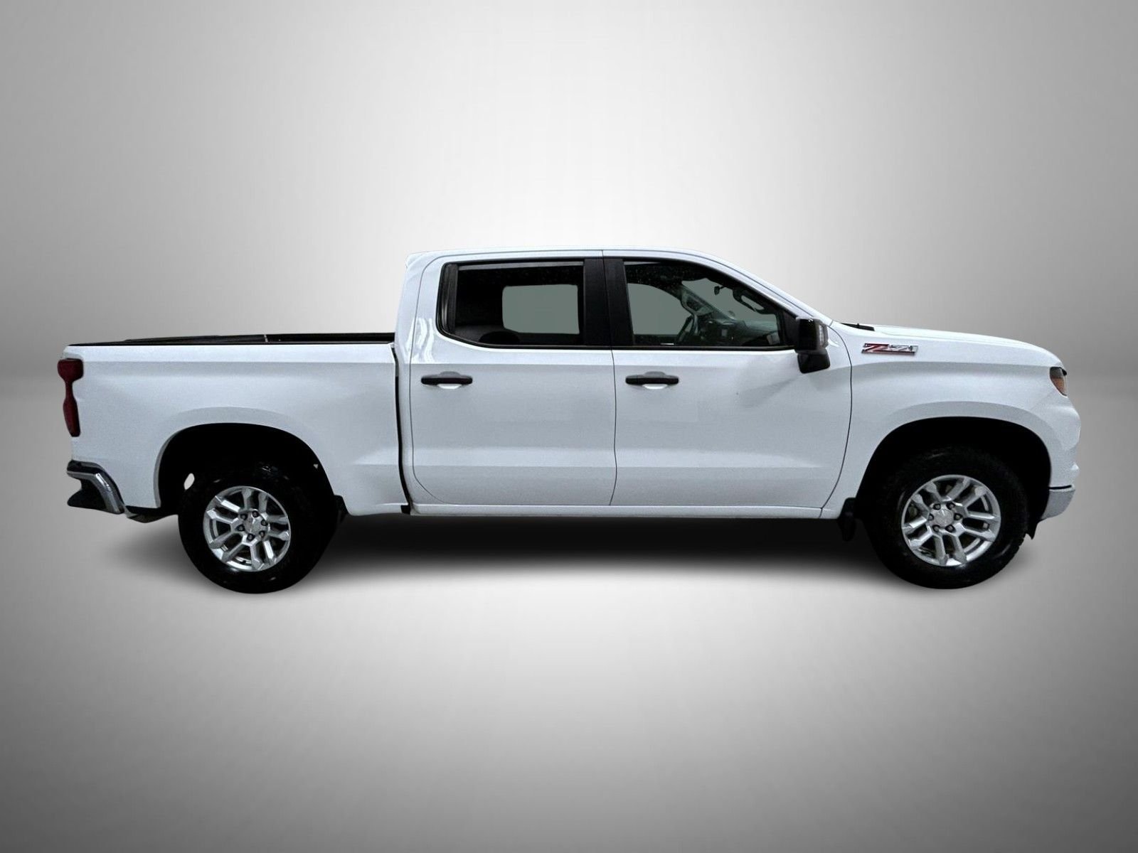 Used 2023 White Chevrolet WT image 4