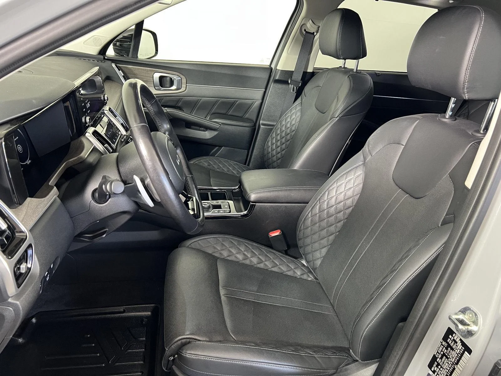 Used 2023 Wolf Gray Kia X-Line SX Prestige image 5