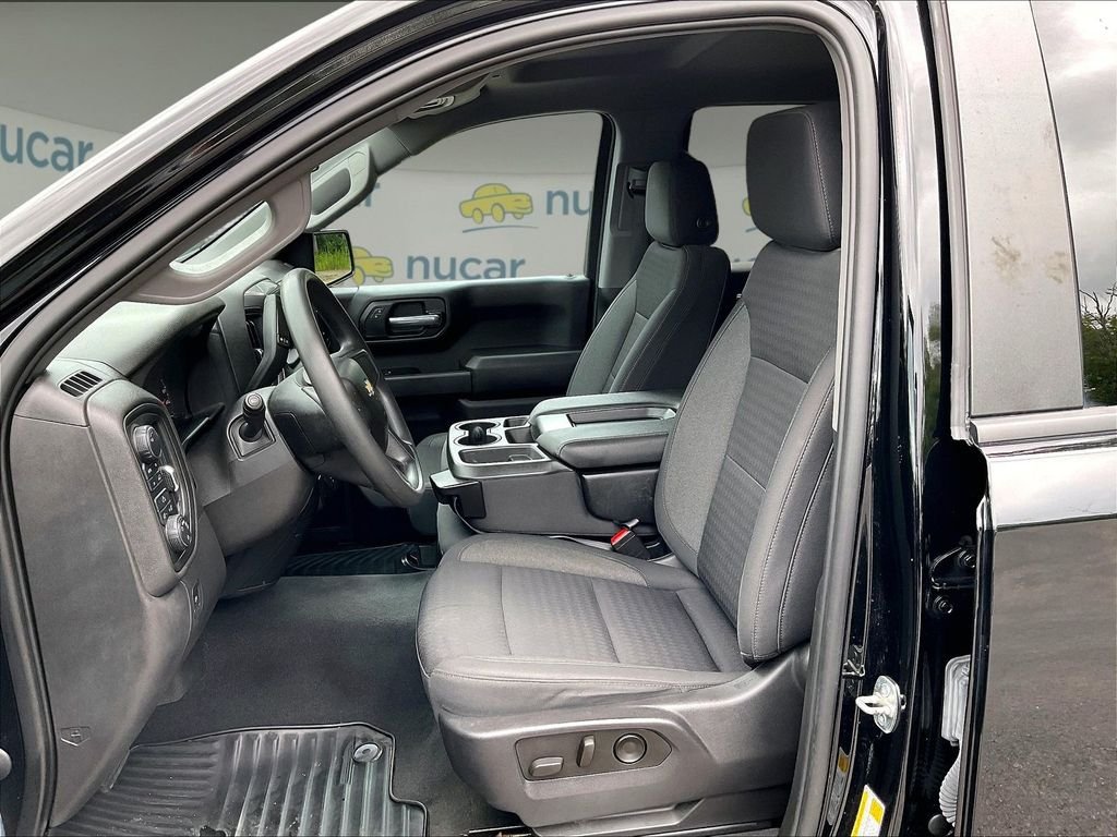 Used 2023 Black Chevrolet Custom image 10
