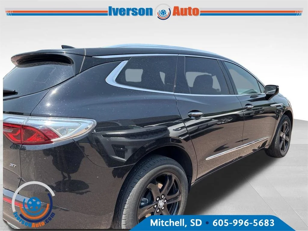 Used 2023 Black Buick Essence image 6
