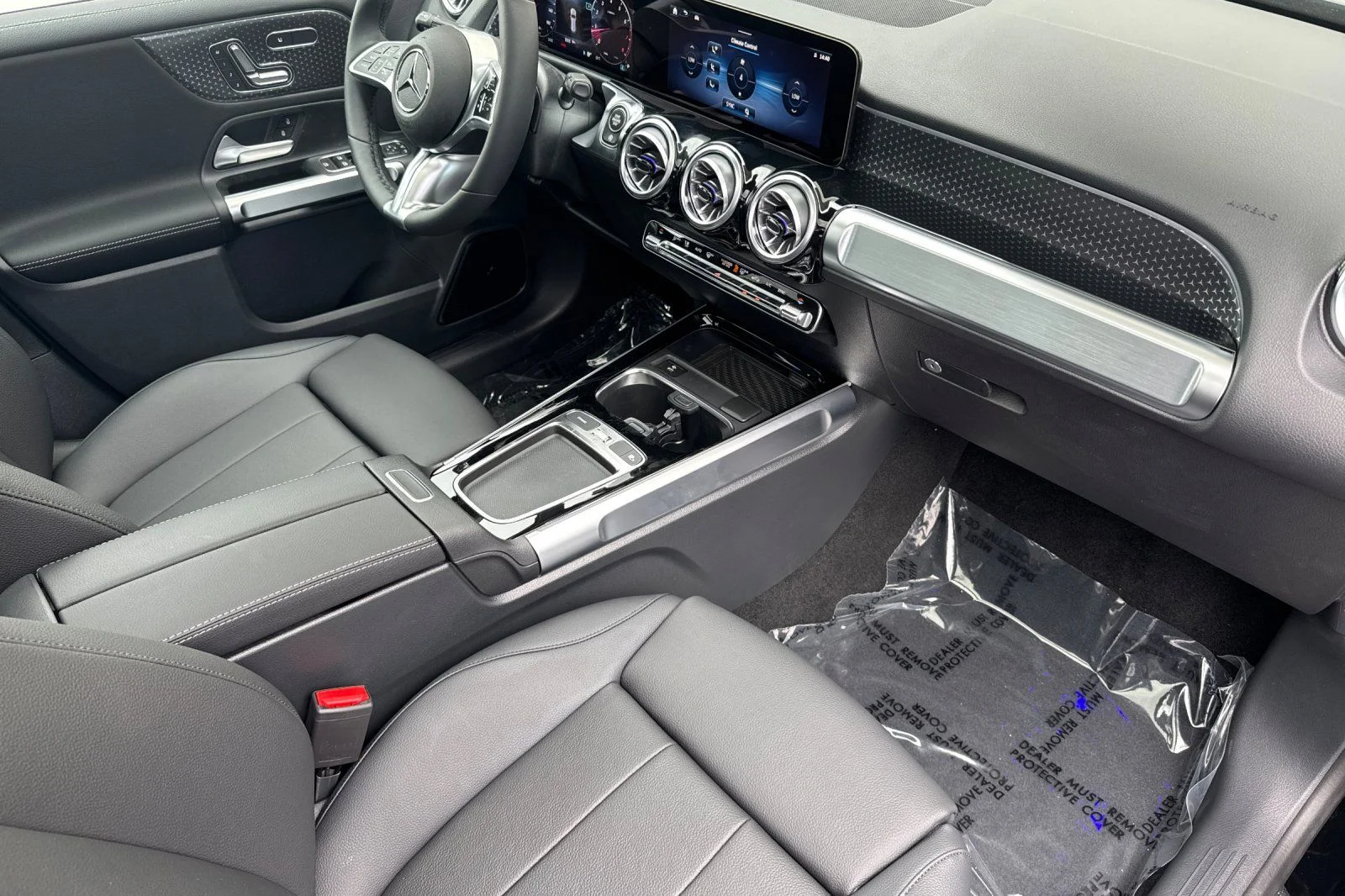 New 2026 Black Mercedes-Benz GLB 250 image 14