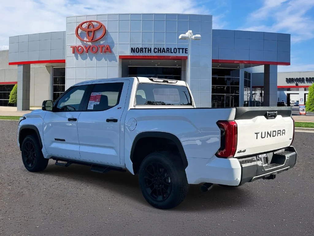 New 2026 Ice Cap Toyota SR5 image 5
