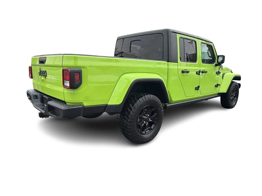 Used 2021  Jeep Sport Technology Group   Cold Weather Group image 15