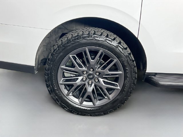 2025 Ford Expedition Active - Photo 40