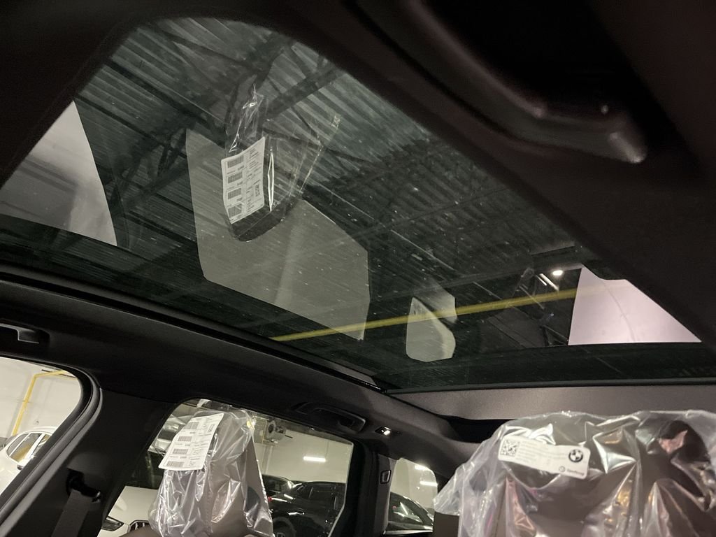 New 2026 Black Sapphire Metallic BMW M50 xDrive image 22
