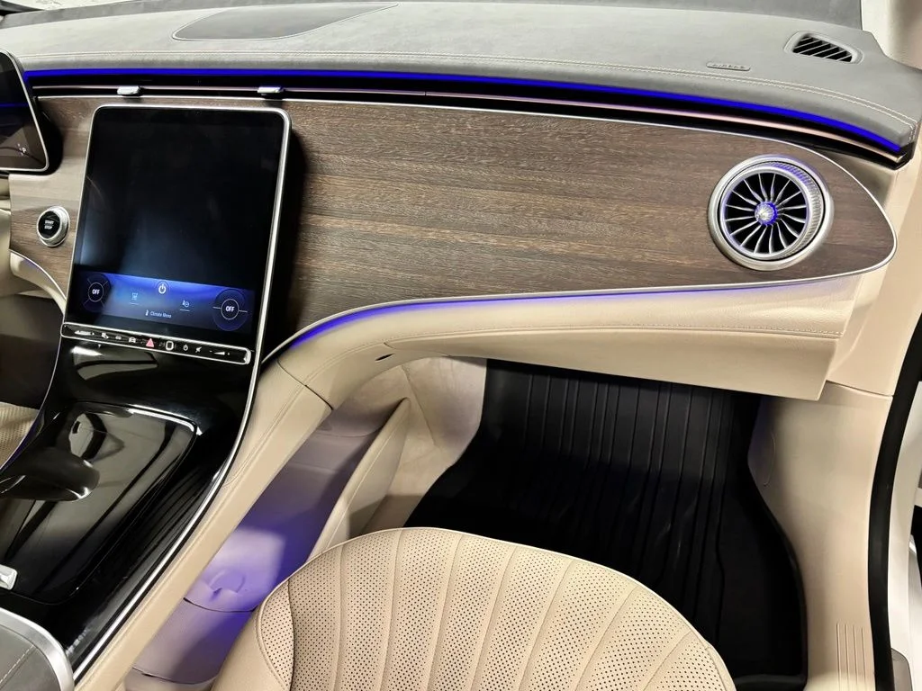 Certified Used 2023 White Mercedes-Benz 450 image 20