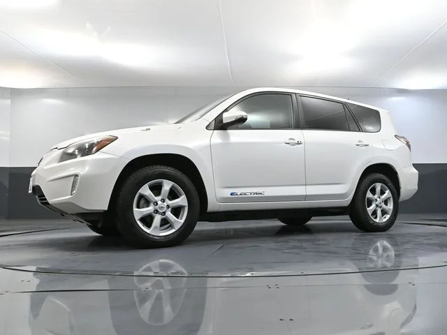 2012 Toyota RAV4 EV - Photo 48