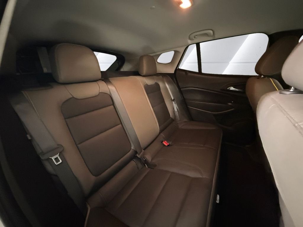Used 2025 White Chevrolet ACTIV image 16