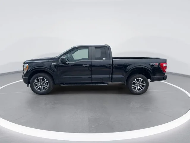 Used 2021 Black Ford XL image 4