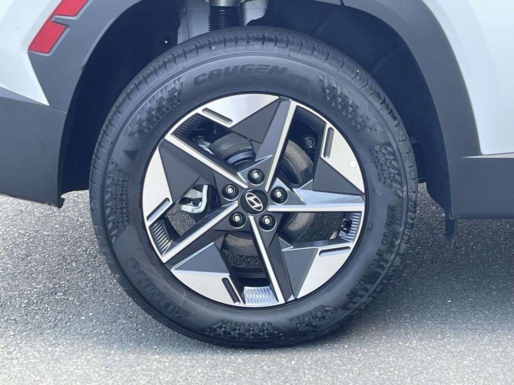 New 2026 White Hyundai SEL Premium AWD image 8