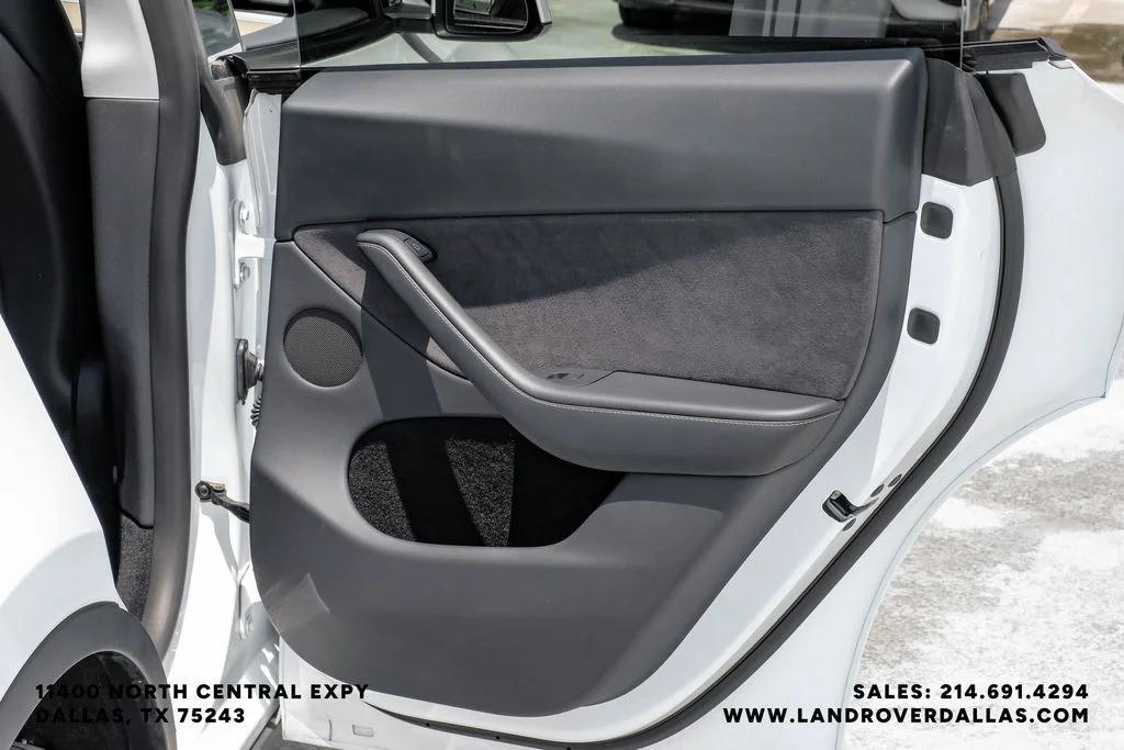 Used 2023 White Tesla Long Range image 39