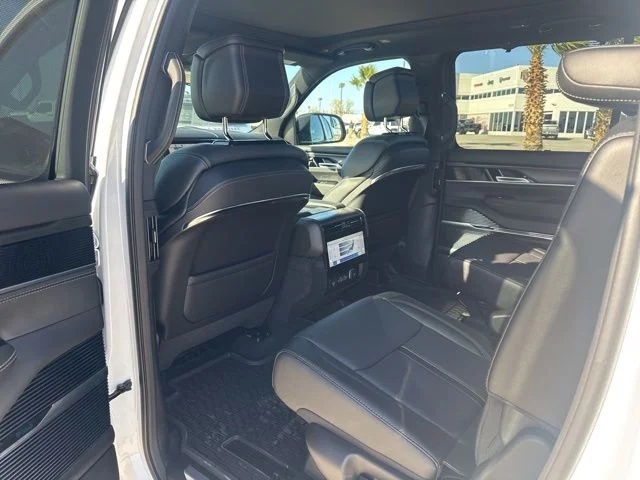 New 2026 White Jeep Summit Obsidian image 11