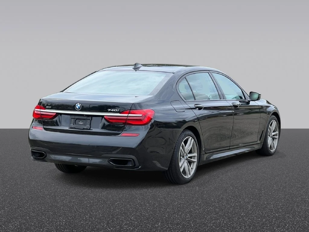 Used 2017 Black BMW 740i xDrive image 4