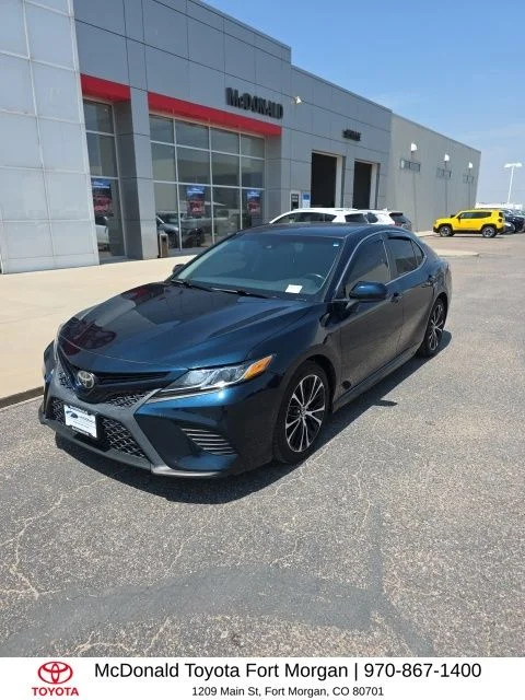 Used 2019 Blue Toyota SE image 1