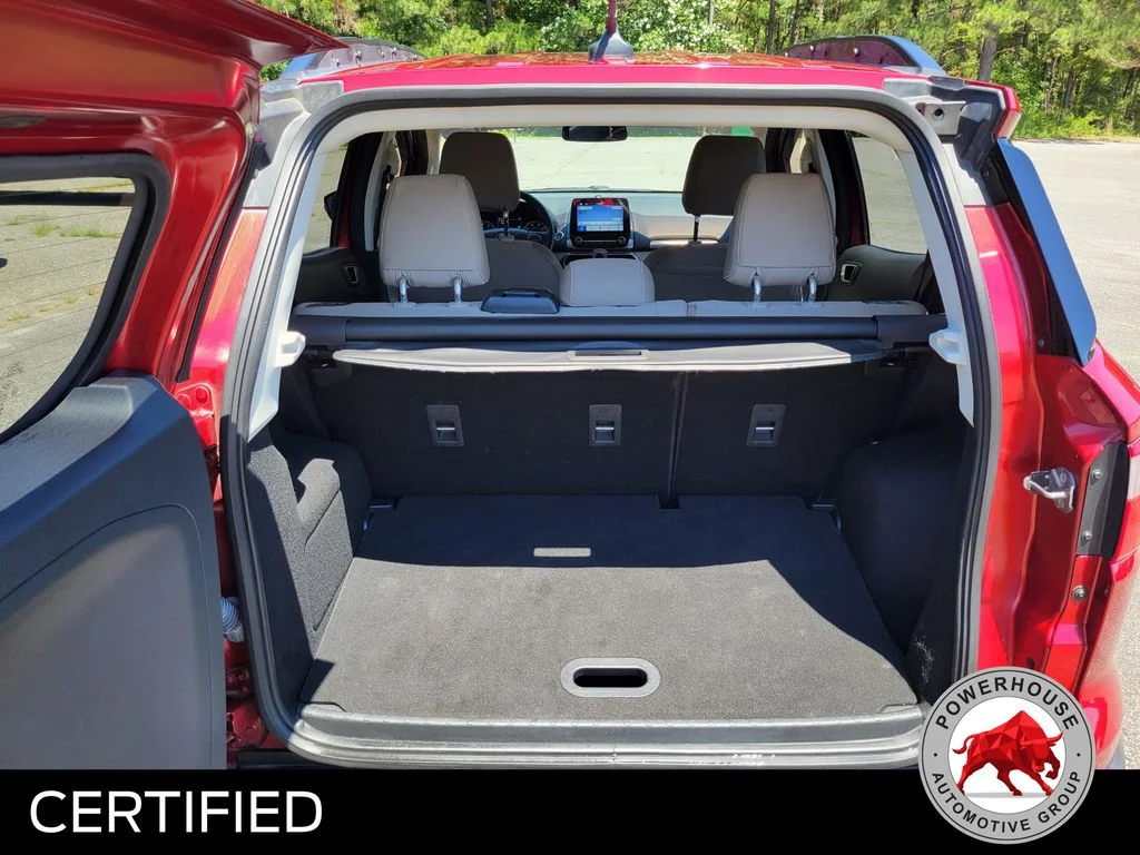 Used 2018 Red Ford SE image 14