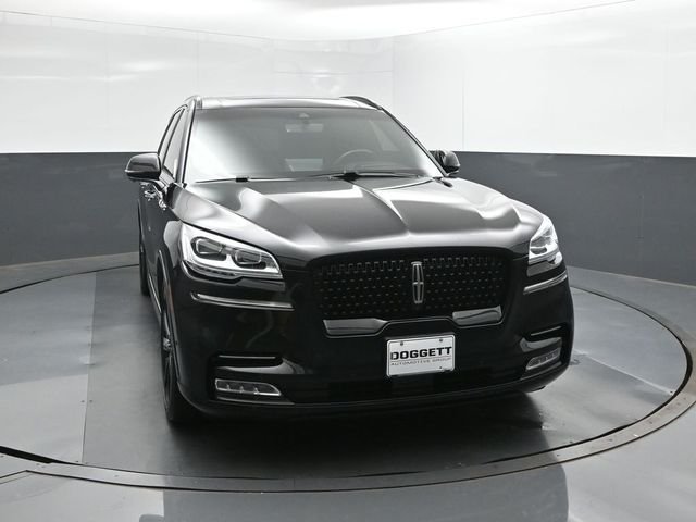 Used 2023 Black Lincoln Reserve image 17