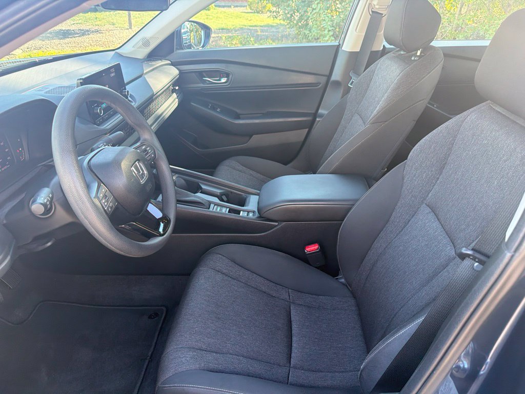 Certified Used 2025  Honda SE image 18