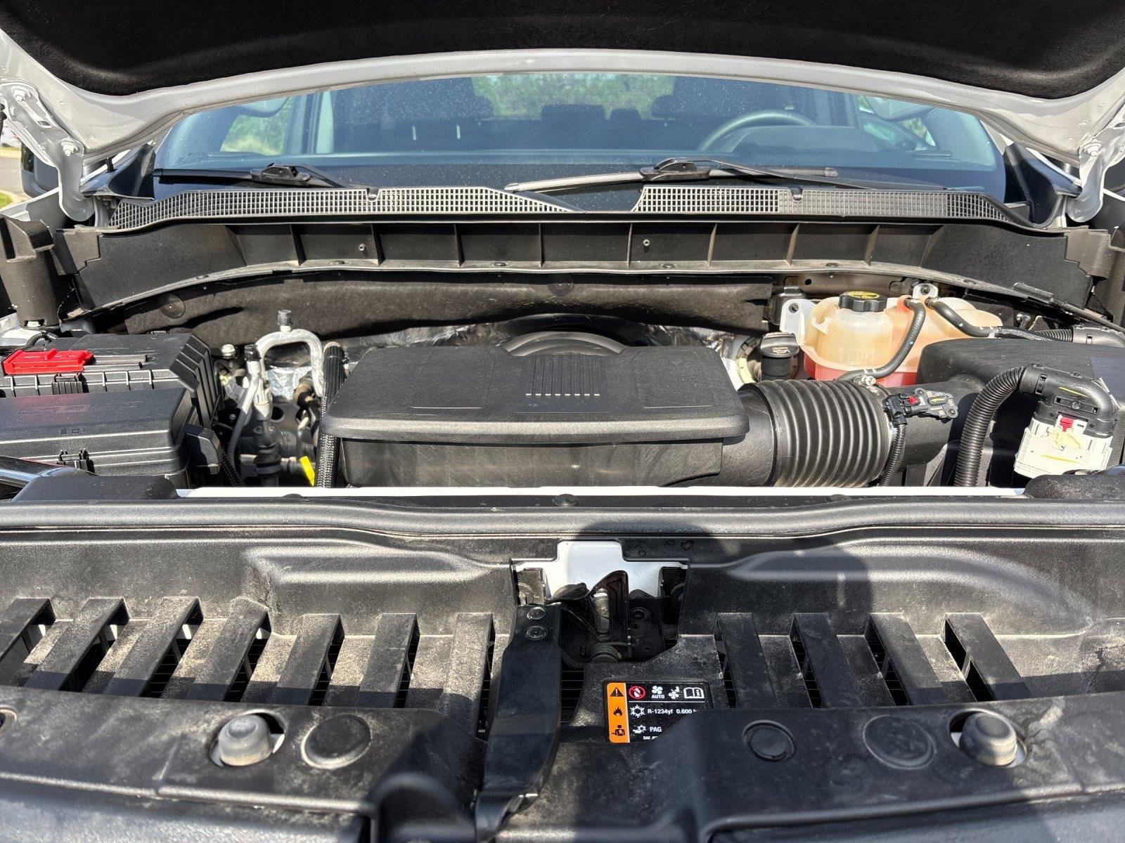 Used 2024 Summit White Chevrolet RST image 9