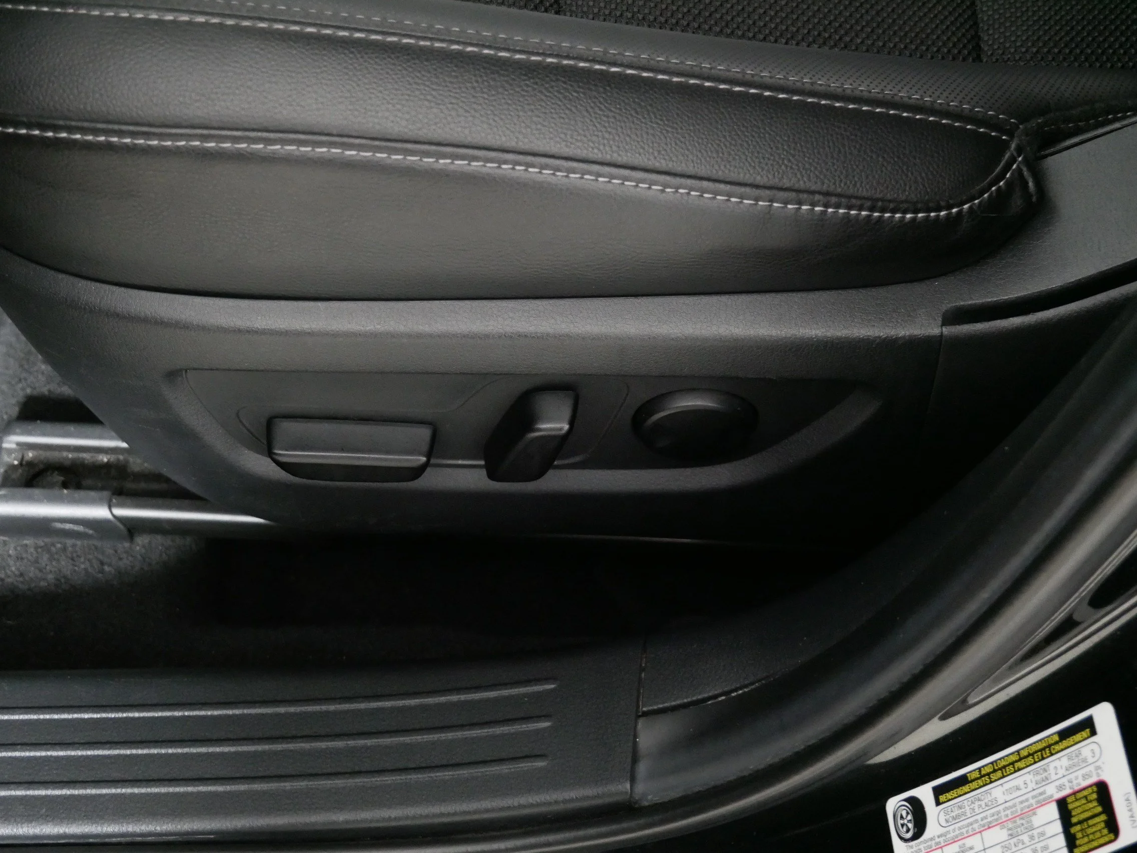 Used 2025 Jet Black Mica Mazda 2.5 S Preferred Package image 20