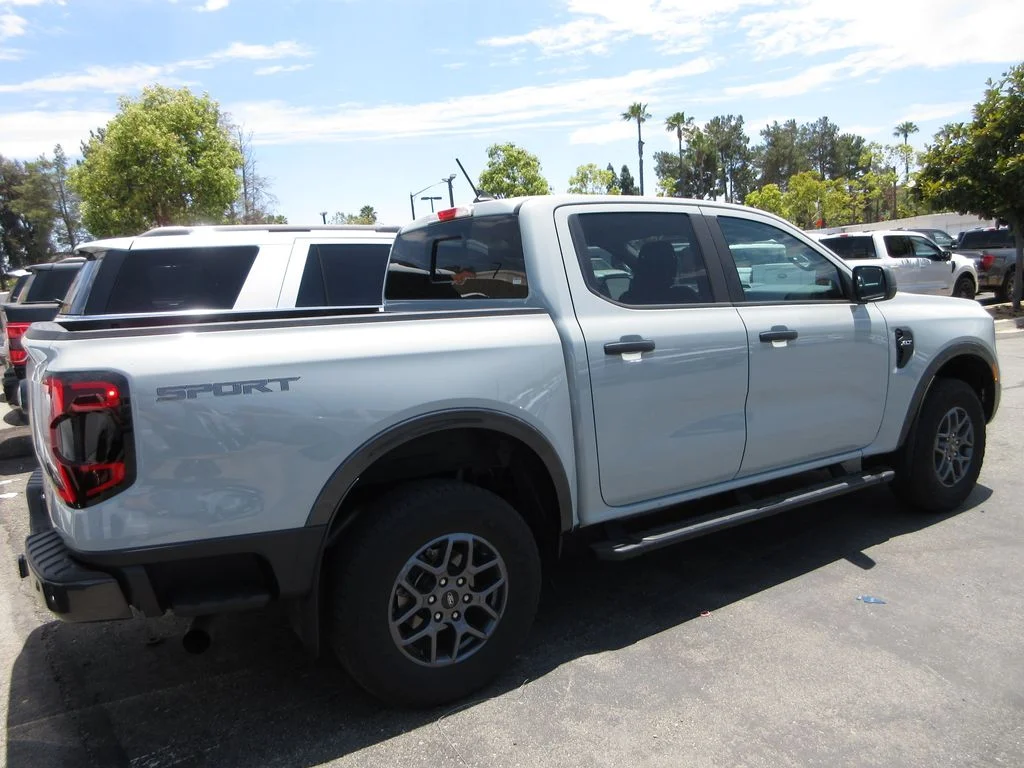 Certified Used 2024 Cactus Green / Gray Ford XLT image 3