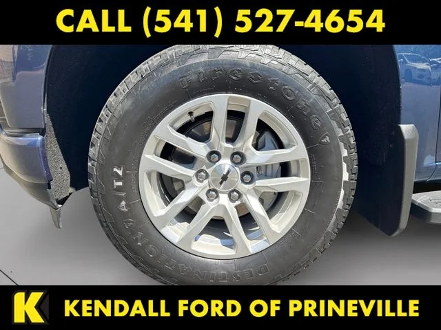 Used 2019 Blue Chevrolet RST image 9
