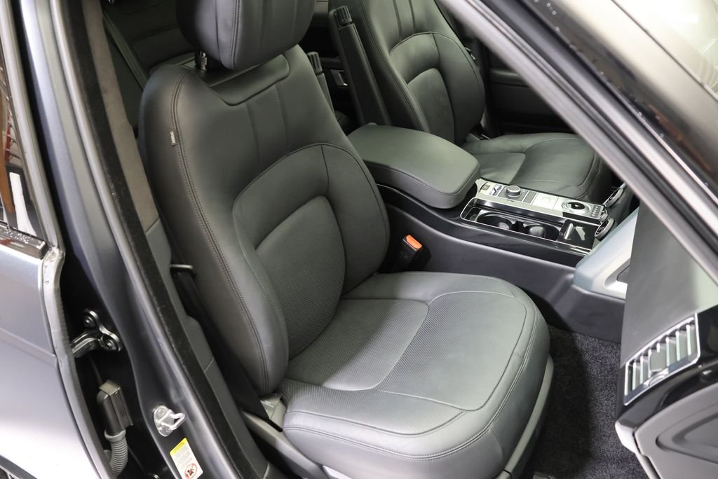 Used 2019  Land Rover 5.0L V8 Supercharged image 40