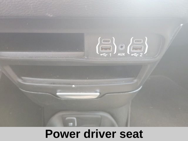 Used 2024 White Chrysler Touring image 7