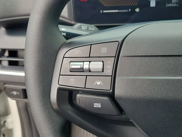 2025 Kia K4 LXS - Photo 22