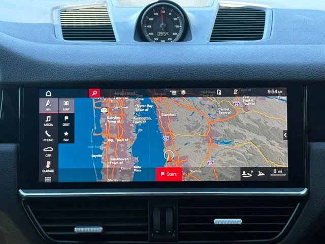 Used 2019 Black Porsche Base image 27