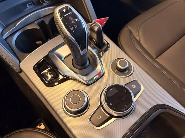 Used 2026 Black Metallic Alfa Romeo Base image 19