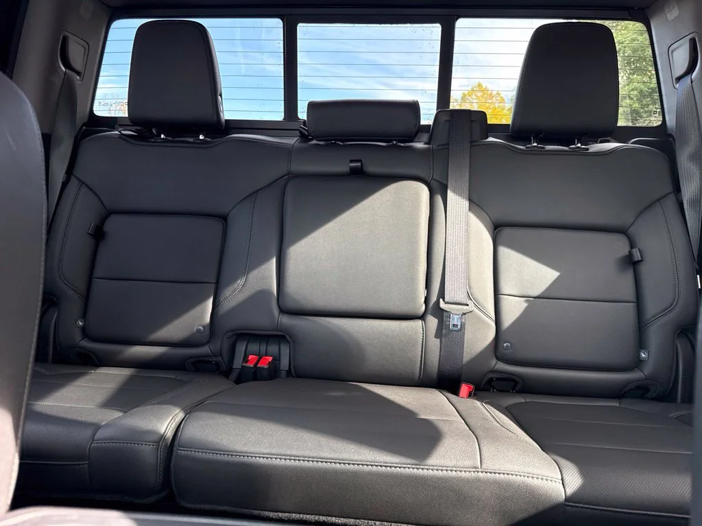 Used 2021 Black GMC SLT image 25