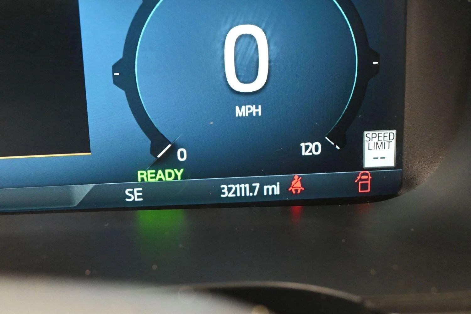 Used 2025 Agate Black Ford Platinum image 33