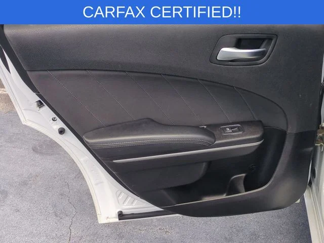 Used 2019 White Dodge SXT image 28