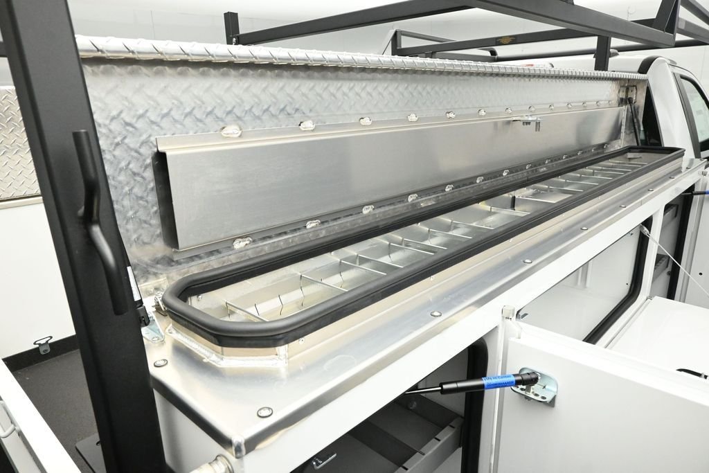 New 2026 Oxford White Ford XL image 25
