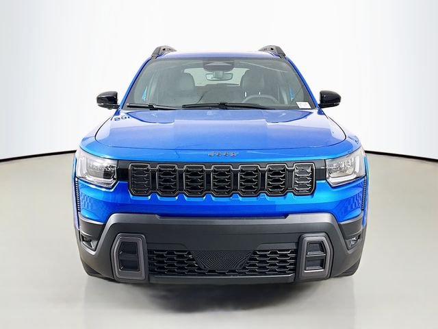 New 2026 Hydro Blue Pearl-Coat Exterior Paint Jeep Limited image 2